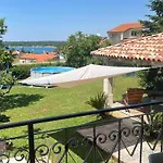 Stone House Chiara Seaview *