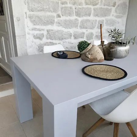 Stone House Chiara Seaview *