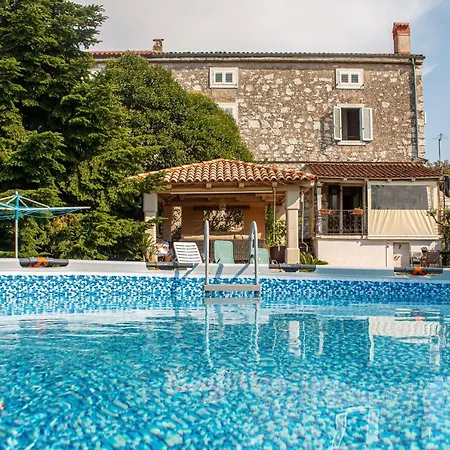 Stone House Chiara Seaview * Funtana