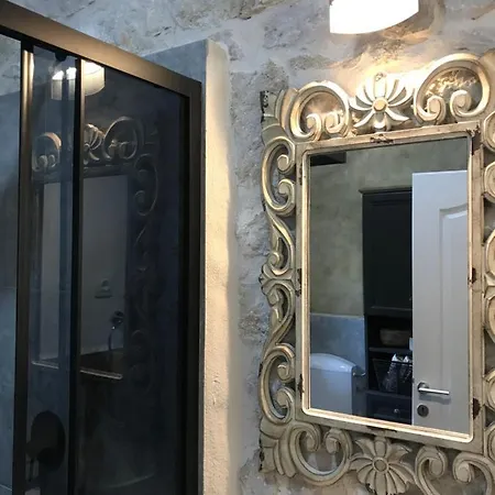 Stone House Chiara Seaview Apartman *