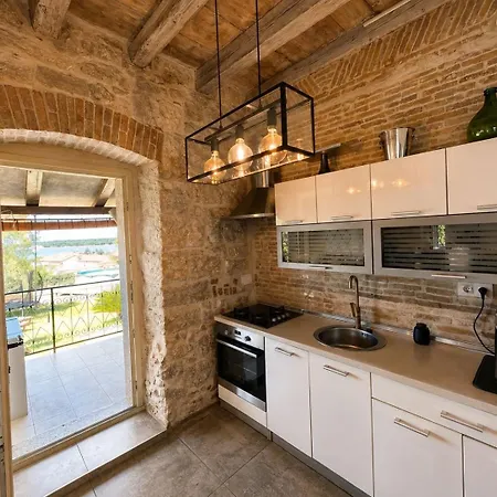 Appartamento Stone House Chiara Seaview *